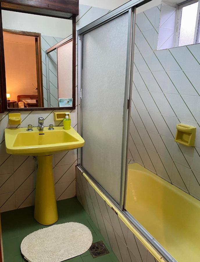 Alma Nativa Hostel Пукон Екстер'єр фото